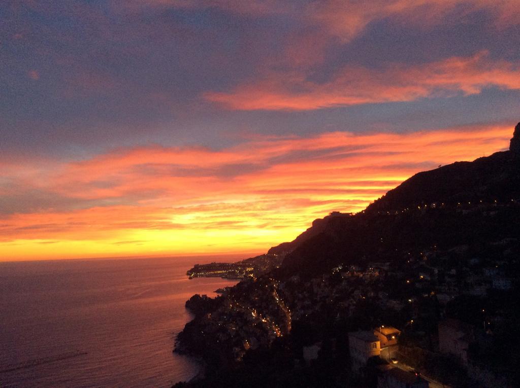 Hotel Restaurant Les Deux Freres Roquebrune-Cap-Martin Kültér fotó