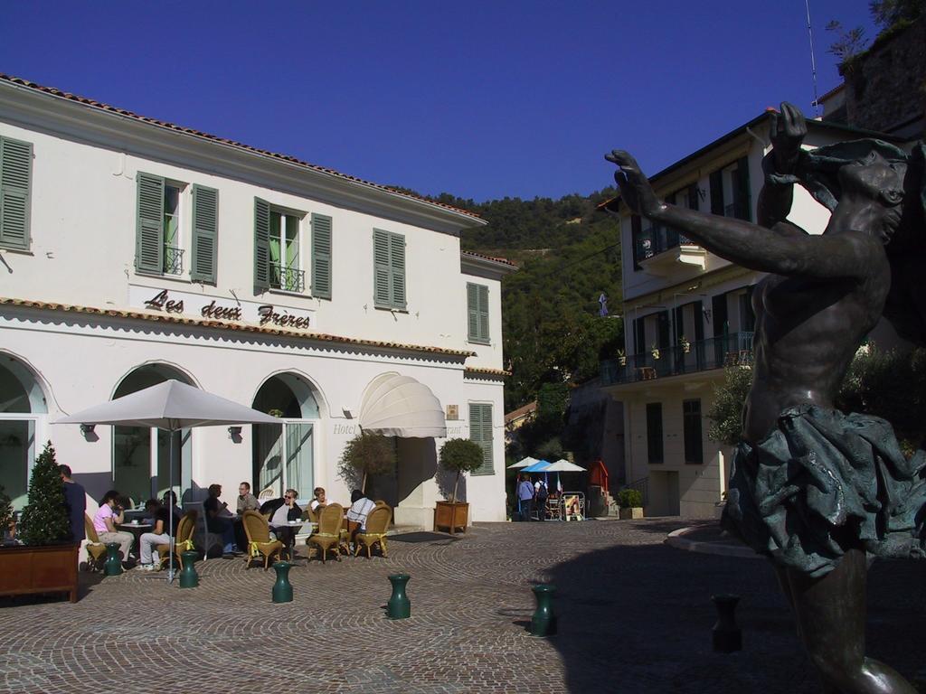 Hotel Restaurant Les Deux Freres Roquebrune-Cap-Martin Kültér fotó